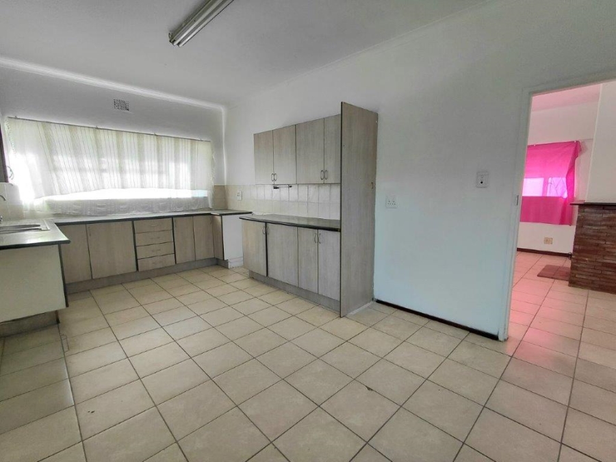 3 Bedroom Property for Sale in Van Der Stel Western Cape